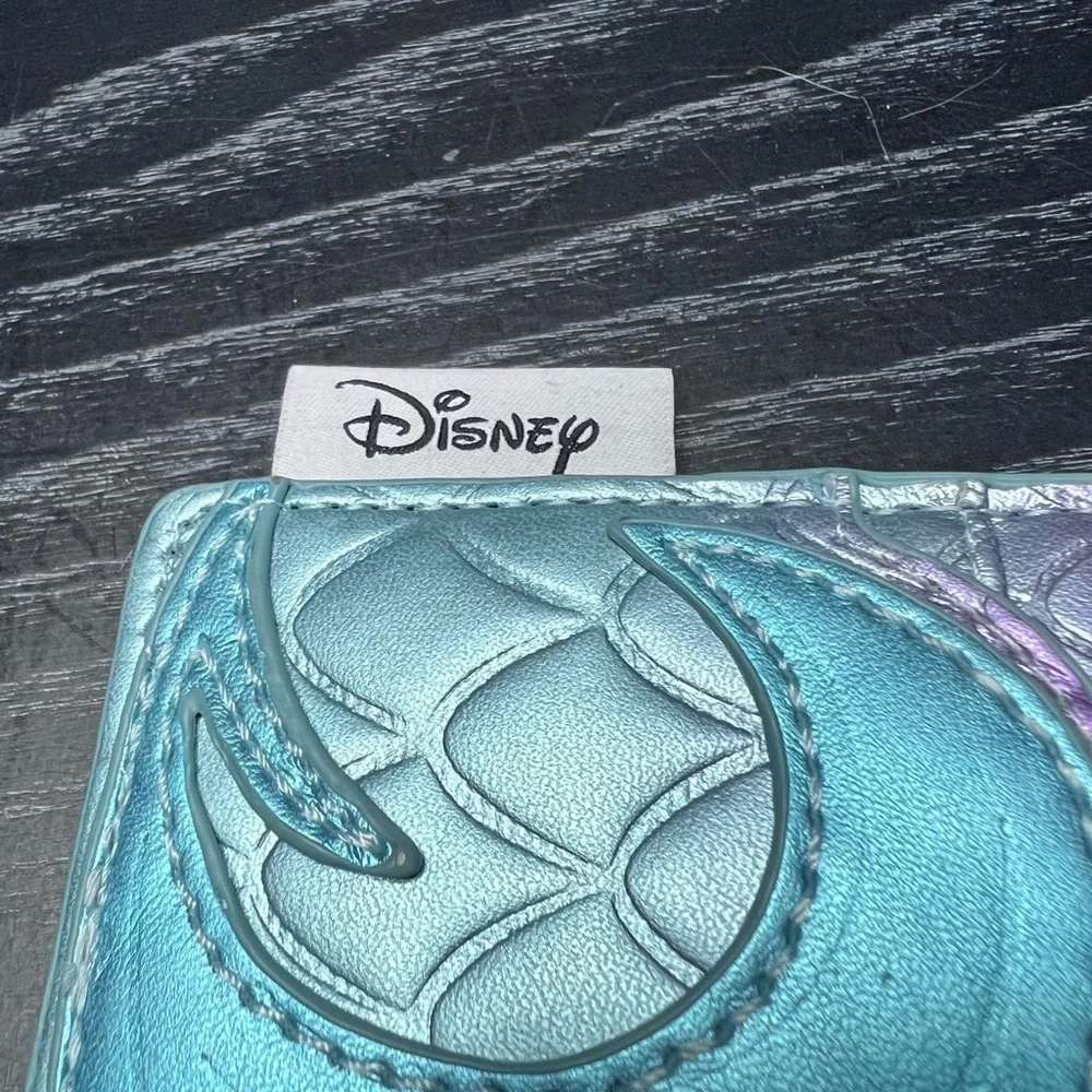 Hot Topic Her Universe Disney The Little Mermaid Ombre Scales Cardholder